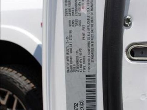 New 2025 RAM 2500 Limited image 21