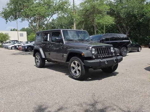 Used 2016 Jeep Wrangler Unlimited Sport w/ Max Tow Package AWD/4WD image 2