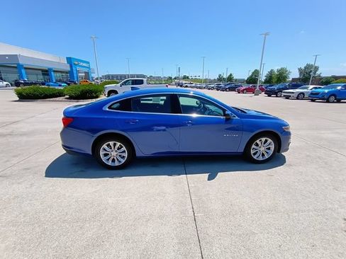Used 2023 Chevrolet Malibu LT FWD image 16