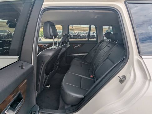 Used 2014 Mercedes-Benz GLK 350 2WD image 22