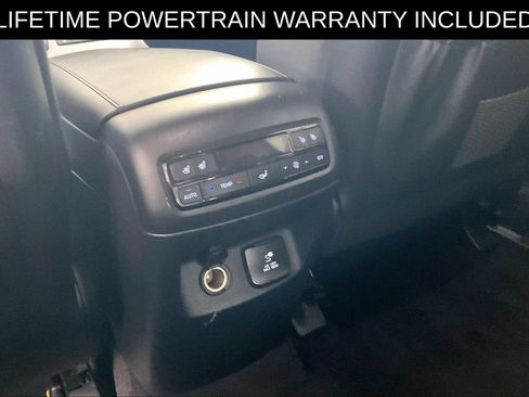 Used 2025 Hyundai Palisade SEL FWD image 24