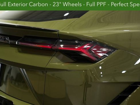 Used 2023 Lamborghini Urus Performante AWD/4WD image 14