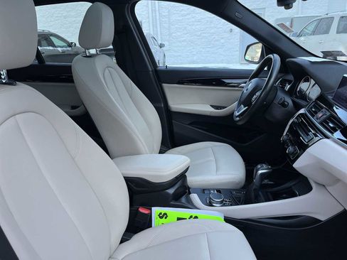 Used 2018 BMW X1 xDrive28i w/ Premium Package image 28