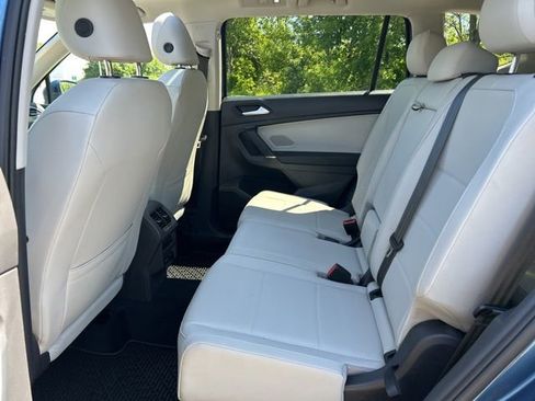 Used 2020 Volkswagen Tiguan SE w/ Panoramic Sunroof Package FWD image 44