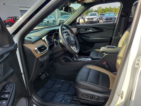 Used 2021 Chevrolet TrailBlazer ACTIV w/ Driver Confidence Package FWD image 15