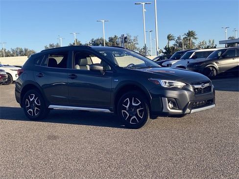 Used 2020 Subaru Crosstrek Hybrid w/ Moonroof Package w/Navigation image 4