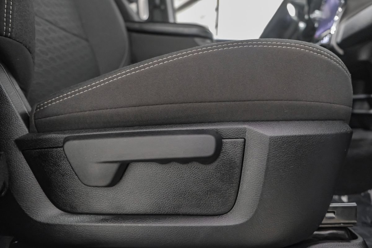 Used 2026 RAM 2500 Big Horn AWD/4WD image 35
