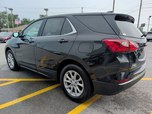 Used 2019 Chevrolet Equinox LT w/ Driver Convenience Package FWD image 5