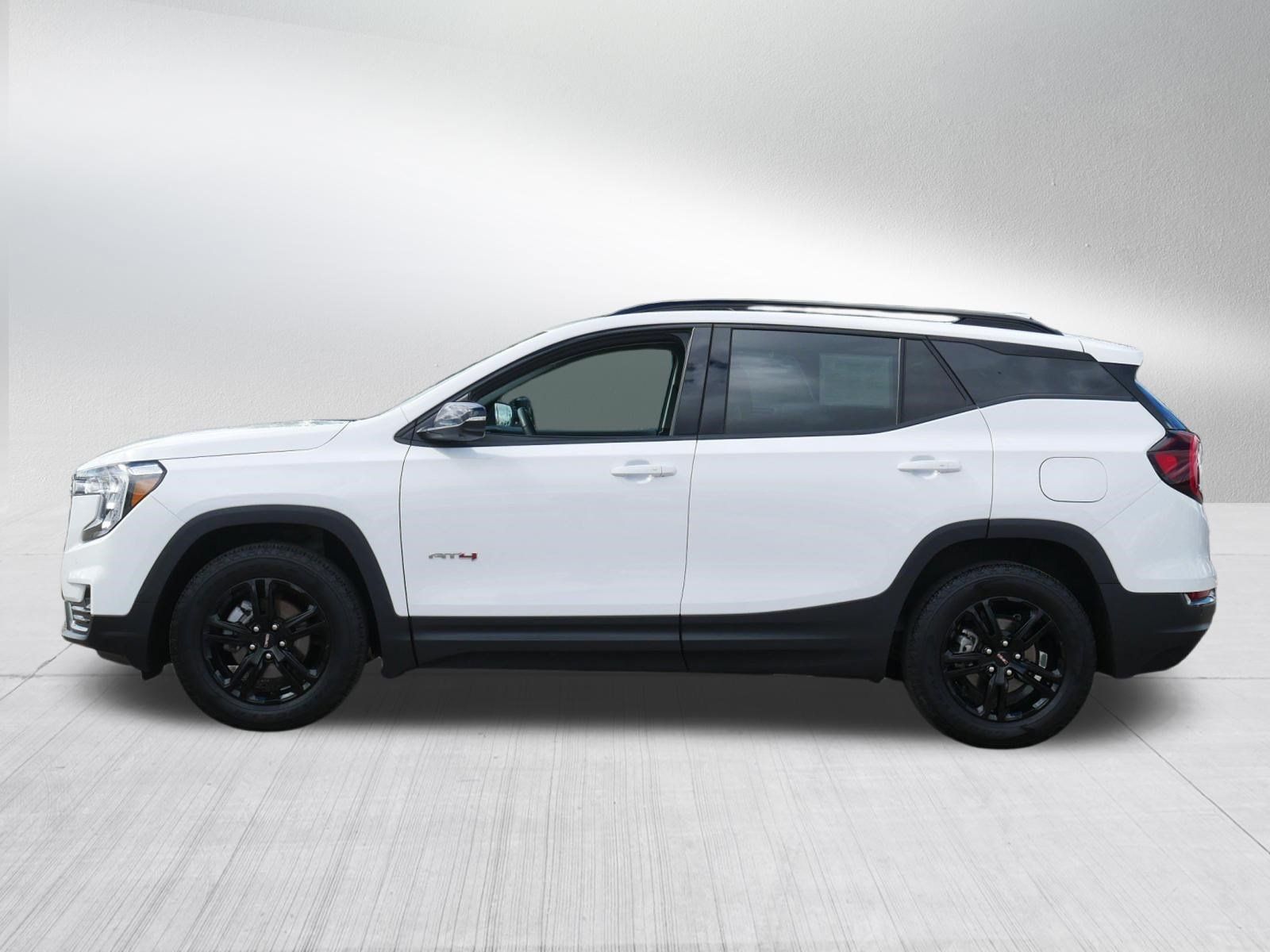 Used 2023 GMC Terrain AT4 w/ Infotainment Package II AWD/4WD image 4