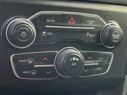 Used 2023 Dodge Charger SXT image 18