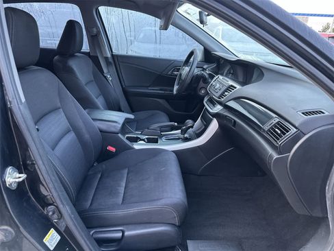 Used 2014 Honda Accord Sport image 17