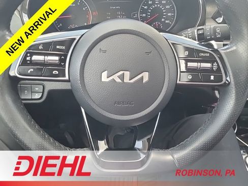Used 2022 Kia Seltos SX w/ Sunroof Package AWD/4WD image 13