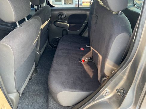 Used 2012 Nissan Cube 1.8 S w/ Interior Designer Pkg FWD image 22