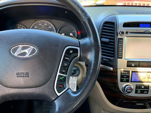 Used 2012 Hyundai Santa Fe Limited w/ Navigation Pkg 4 FWD image 24