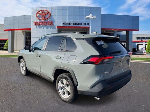 Used 2021 Toyota RAV4 XLE image 8