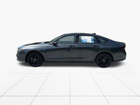 Used 2025 Honda Accord SE image 5
