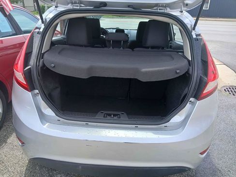 Used 2011 Ford Fiesta SE w/ 203A Rapid Spec Order Code FWD image 16
