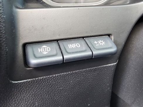 Used 2020 GMC Sierra 1500 AT4 w/ AT4 Premium Package image 18