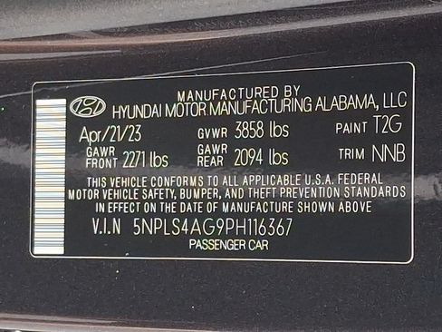 Used 2023 Hyundai Elantra SEL w/ Convenience Package FWD image 28