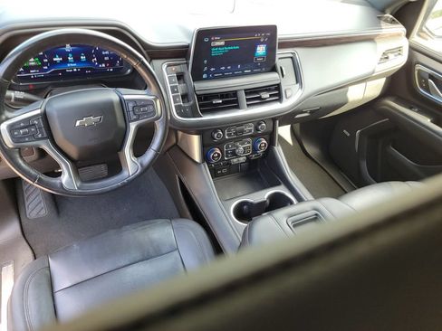 Used 2023 Chevrolet Tahoe Z71 w/ Luxury Package AWD/4WD image 15