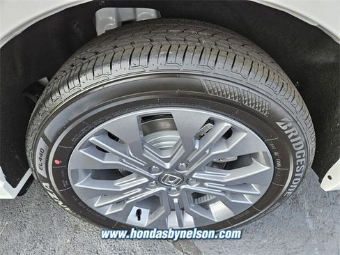 New 2026 Honda Odyssey Touring image 9