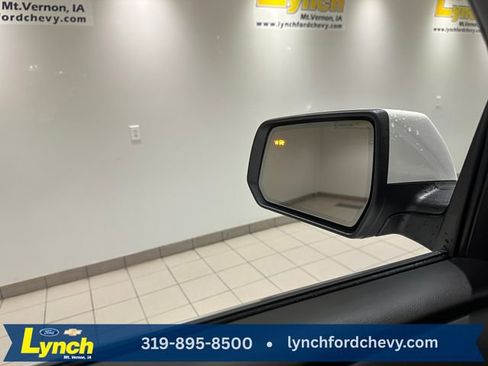 Used 2024 Chevrolet Traverse High Country image 18