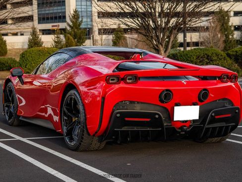 Used 2025 Ferrari SF90 Spider image 22