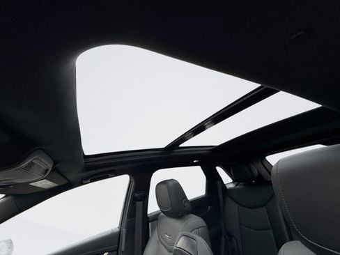 Used 2024 Cadillac XT5 Premium Luxury w/ LPO, Premium Carpet Package image 22