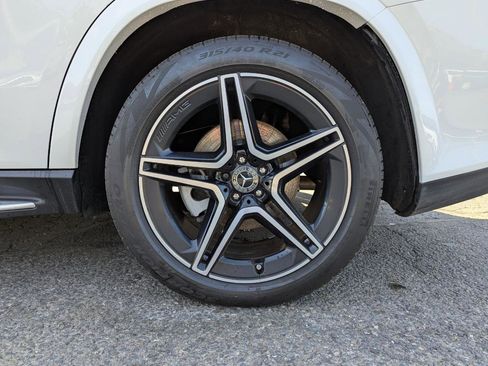Used 2022 Mercedes-Benz GLS 450 4MATIC image 55