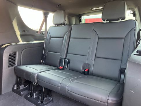 Certified 2021 GMC Yukon XL Denali AWD/4WD image 8