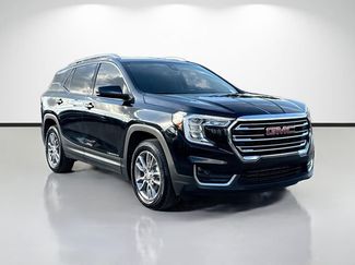 Used 2024 GMC Terrain SLT video 1