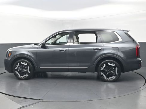 Used 2024 Kia Telluride S w/ S Sunroof Package FWD image 7
