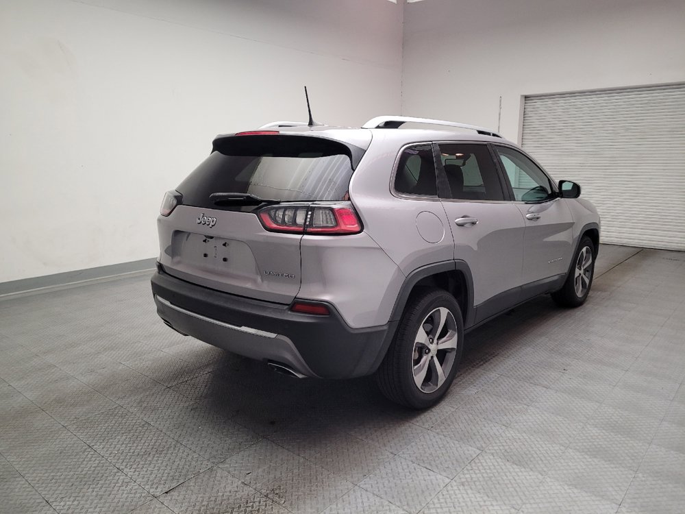Used 2019 Jeep Cherokee Limited FWD image 9