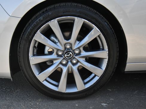 Used 2024 MAZDA MAZDA3 s FWD image 12