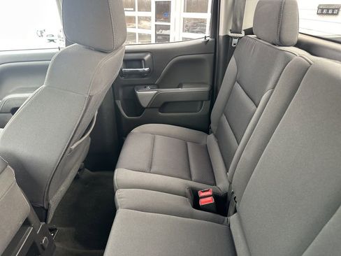 Used 2018 Chevrolet Silverado 1500 LT w/ Midnight Edition image 31