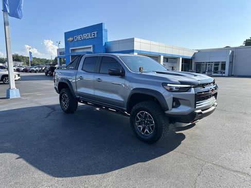 Used 2024 Chevrolet Colorado ZR2 w/ Safety Package AWD/4WD image 1