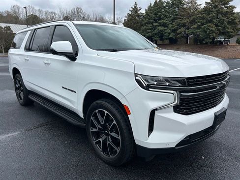 Used 2022 Chevrolet Suburban RST w/ Luxury Package AWD/4WD image 23