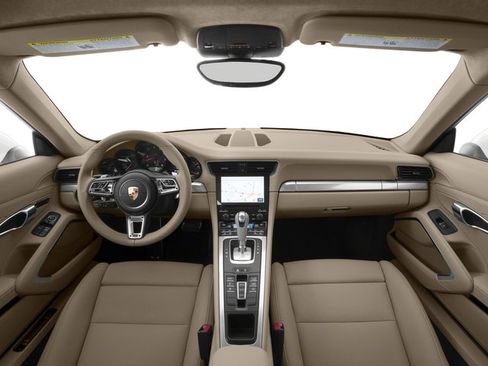 Used 2018 Porsche 911 Carrera RWD image 8