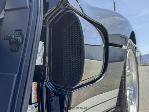 Used 2005 Ford GT image 42