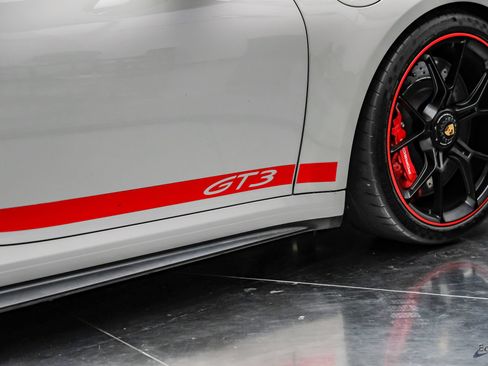 Used 2022 Porsche 911 GT3 RWD image 41