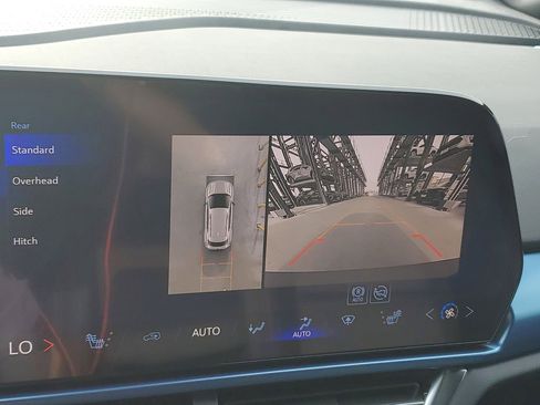 New 2026 Chevrolet Equinox EV LT image 24