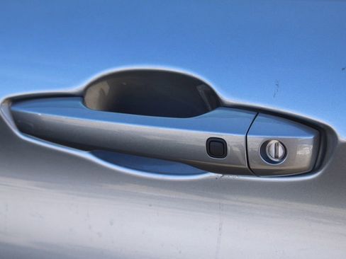 Used 2022 Mitsubishi Outlander SE image 15