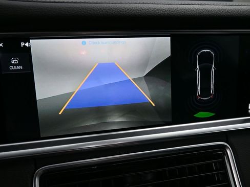 Certified 2018 Porsche Panamera 4 AWD/4WD image 26