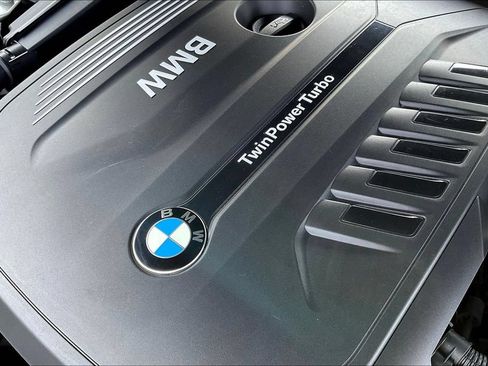 Used 2018 BMW 540i RWD image 28
