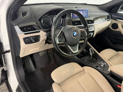 Used 2022 BMW X2 sDrive28i w/ Convenience Package FWD image 4