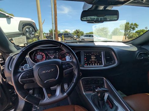 Used 2015 Dodge Challenger SRT Hellcat RWD image 15
