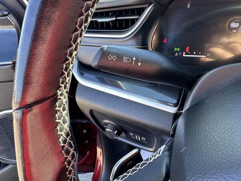 Used 2022 Jeep Grand Cherokee L Laredo w/ Luxury Tech Group I image 28