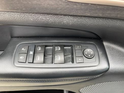 Used 2016 Jeep Grand Cherokee Laredo w/ Quick Order Package 23E RWD image 16