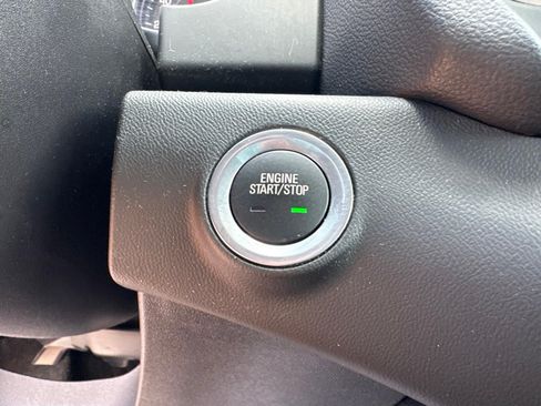 Used 2024 GMC Terrain SLE w/ Driver Convenience Package AWD/4WD image 14