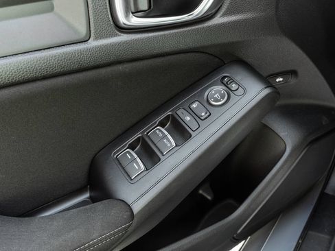 Used 2025 Honda Civic Sport image 13